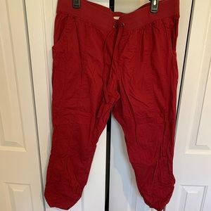 Torrid red Cargo cropped pants